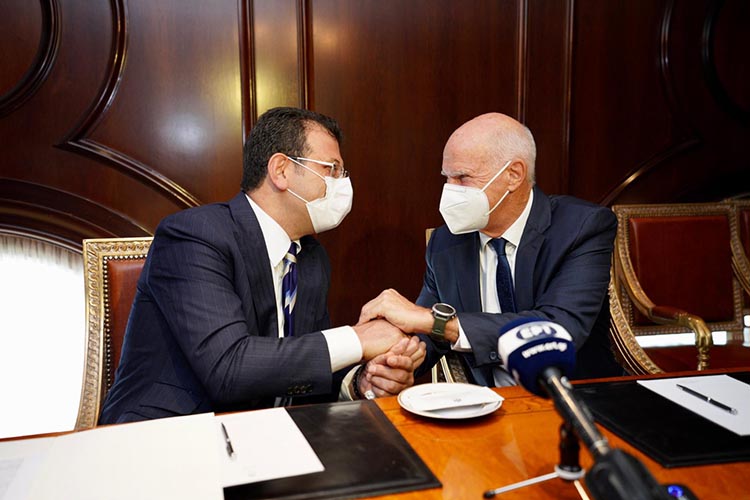 ekrem imamoglu papandreu 00